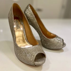 Badgley Mischka Glitter Peep Toe Platform Pumps